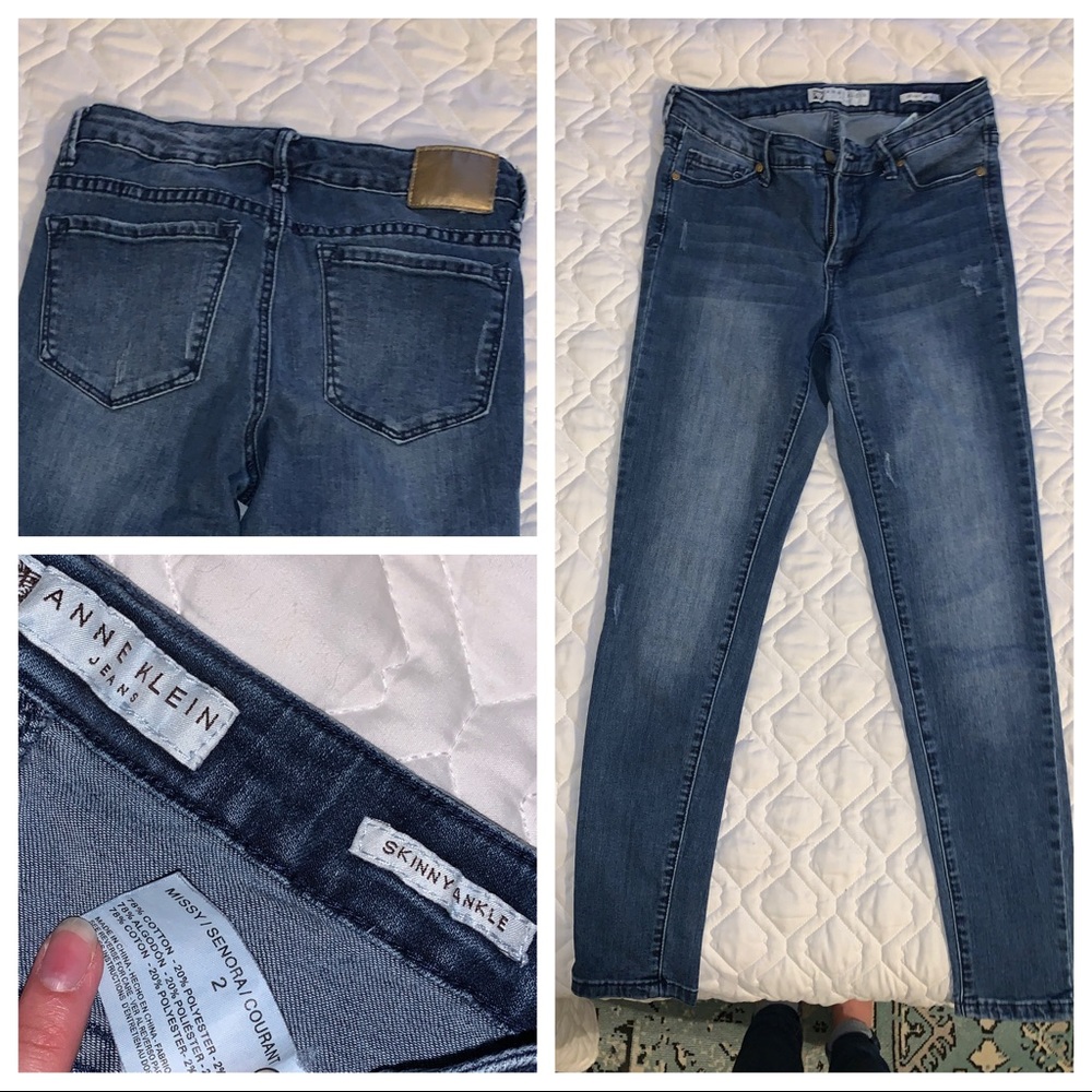 Anne Klein - Size 2 - Straight Leg Jeans
